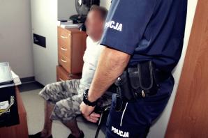 Strzelał z wiatrówki do dzieci. Usłyszał już zarzuty