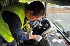 Towar wart blisko 900 tys. zł odzyskany przez drogówkę. W naczepie była skradziona w Niemczech kawa