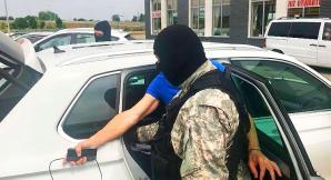 [VIDEO] Były esbek zatrzymany! Wymuszał setki tysięcy złotych i nowe samochody. Brawurowa akcja Krzysztofa Rutkowskiego w Gorzowie Wielkopolskim!