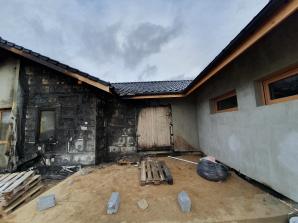 [VIDEO] Rutkowski: 5 tysięcy euro nagrody za wskazanie zleceniodawcy podpalenia domu budowanego pod Choszcznem przez rodzinę Błoch!