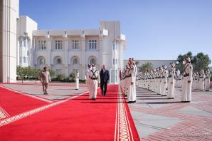 [VIDEO] O dostawach gazu prezydent Andrzej Duda z Emirem Kataru Szejkiem Tamimem Bin Hamadem Al Thanim 