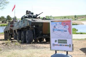 [VIDEO] Ćwiczenia DEFENDER–Europe 22. Prezydent RP Andrzej Duda w okolicach miejscowości Nowogród obserwował współdziałanie wojsk z Polski, Stanów Zjednoczonych, Francji oraz Szwecji