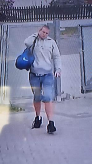 RUTKOWSKI: Zaginął kierowca wraz z wypożyczonym Volkswagenem Caravelle. Może przebywać na terenie Niemiec