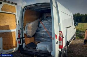 [VIDEO] Przejęte 112 kg marihuany przemycanej z Hiszpanii do Polski. Zatrzymane 3 osoby i zlikwidowany magazyn narkotyków