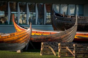 Odkryj uroki wakacji w Danii: Piękno krajobrazów, kultura i przygody czekające na Ciebie!