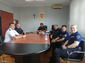 Polscy policjanci dbają o bezpieczeństwo polskich turystów na wybrzeżu Adriatyku (Chorwacja) – kolejna edycja Bezpiecznego Sezonu Turystycznego