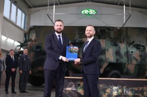 Wojsko Polskie pozyska blisko 300 lekkich opancerzonych transporterów rozpoznawczych