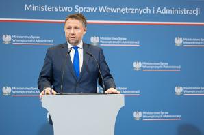 W środę, 27 marca br., minister Marcin Kierwiński przedstawił wyniki kontroli przeprowadzonej w związku ze zdarzeniem z udziałem policyjnego Black Hawka