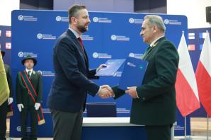 [VIDEO] O budowaniu sił zbrojnych Rzeczypospolitej i budowaniu  wspólnoty narodowej W. Kosiniak-Kamysz na spotkaniu z Polskim Związkiem Łowieckim 