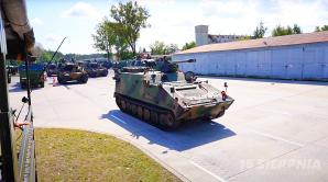 [VIDEO] Zgrupowanie do defilady - Media Day w 1 Warszawskiej Brygadzie Pancernej