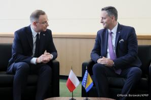 [VIDEO] O sytuacji na Ukrainie, o warunkach, na jakich możliwe byłoby podejmowanie inicjatyw pokojowych rozmawiał Andrzej Duda z Sekretarzem Generalnym ONZ António Guterresem w Nowym Jorku