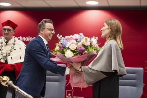 [VIDEO] Przewodnicząca Parlamentu Europejskiego Roberta Metsola została uhonorowana tytułem doktora honoris causa Politechniki Łódzkiej