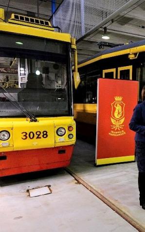 Warszawa: Przetarg na niskopodłogowe tramwaje
