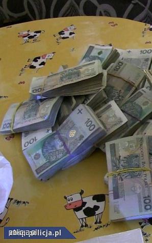 [VIDEO] Wśród kokainy, heroiny i amfetaminy policjanci zabezpieczyli nowy narkotyk przerzucany do Szwecji i Niemiec