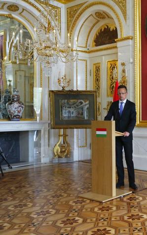 O gospodarce i bezpieczeństwie szef polskiego MSZ Witold Waszczykowski z ministrem spraw zagranicznych i handlu Węgier Péterem Szijjártó