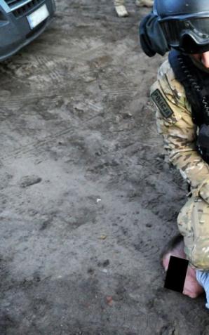 [VIDEO] Strzelce Krajeńskie: 21-latek zatrzymany przez antyterrorystów do sprawy brutalnego zgwałcenia 8-latki