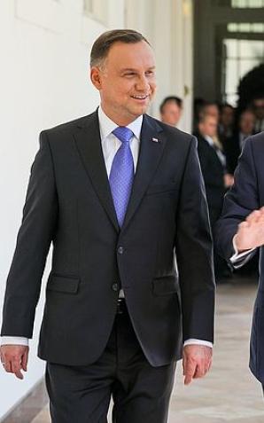 [VIDEO] Amerykańskie, szybkie testy dla Polaków. Polscy lekarze lecą do Chicago. Polska i USA solidarnie będą walczyć z epidemią i pracować nad szczepionką!