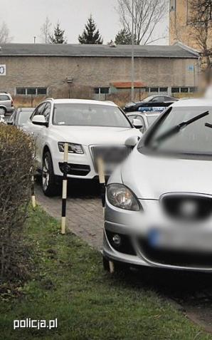 Zamówili taxi. Pojechali sami