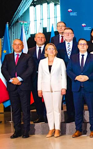 [VIDEO] Premier Mateusz Morawiecki po konsultacjach polsko-czeskich: łączy nas coraz silniej gospodarka, obronność, wspólne spojrzenie na Europę i jej przyszłość