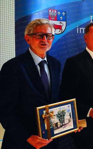 [VIDEO] Minister Przemysław Czarnek otworzył nową salę gimnastyczną w Turku