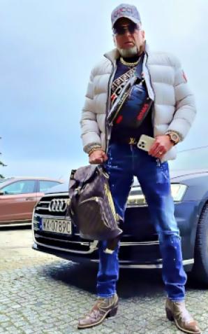 [VIDEO] RUTKOWSKI W AKCJI: Pomoc poszkodowanemu na 600 tys zł właścicielowi 11 aut udziela Biuro Rutkowski