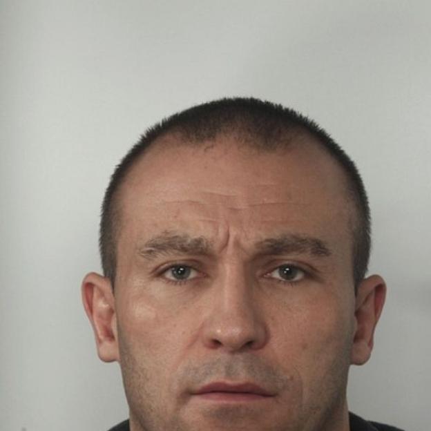 Poznań: Poszukiwany w związku ze śmiercią Dominika Sikory