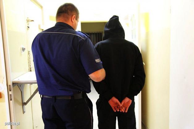 Skatowali 56-latka. Ciało po kilku dniach odnaleźli policjanci! 